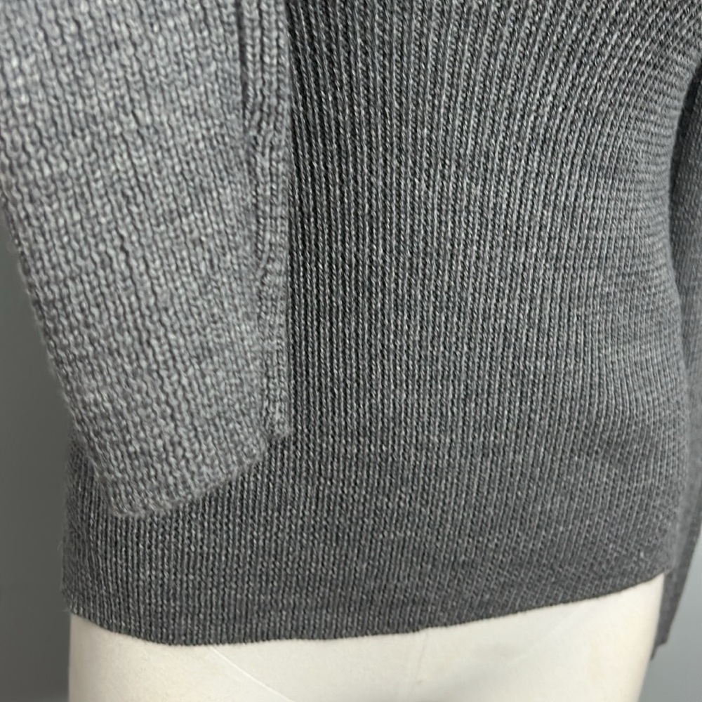 Theory Gray Wool Turtleneck Soft Long Sleeve Swea… - image 4